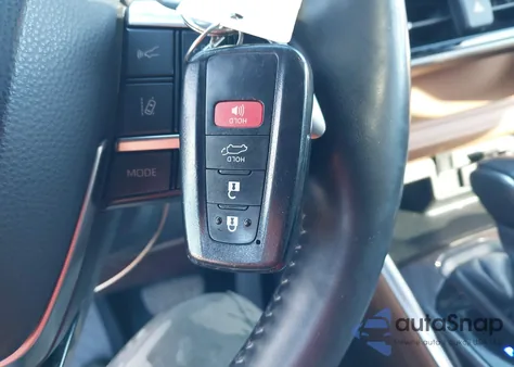 2020 Toyota Highlander Hybrid Platinum from USA, damaged, VIN 5TDEBRCH1LS009118